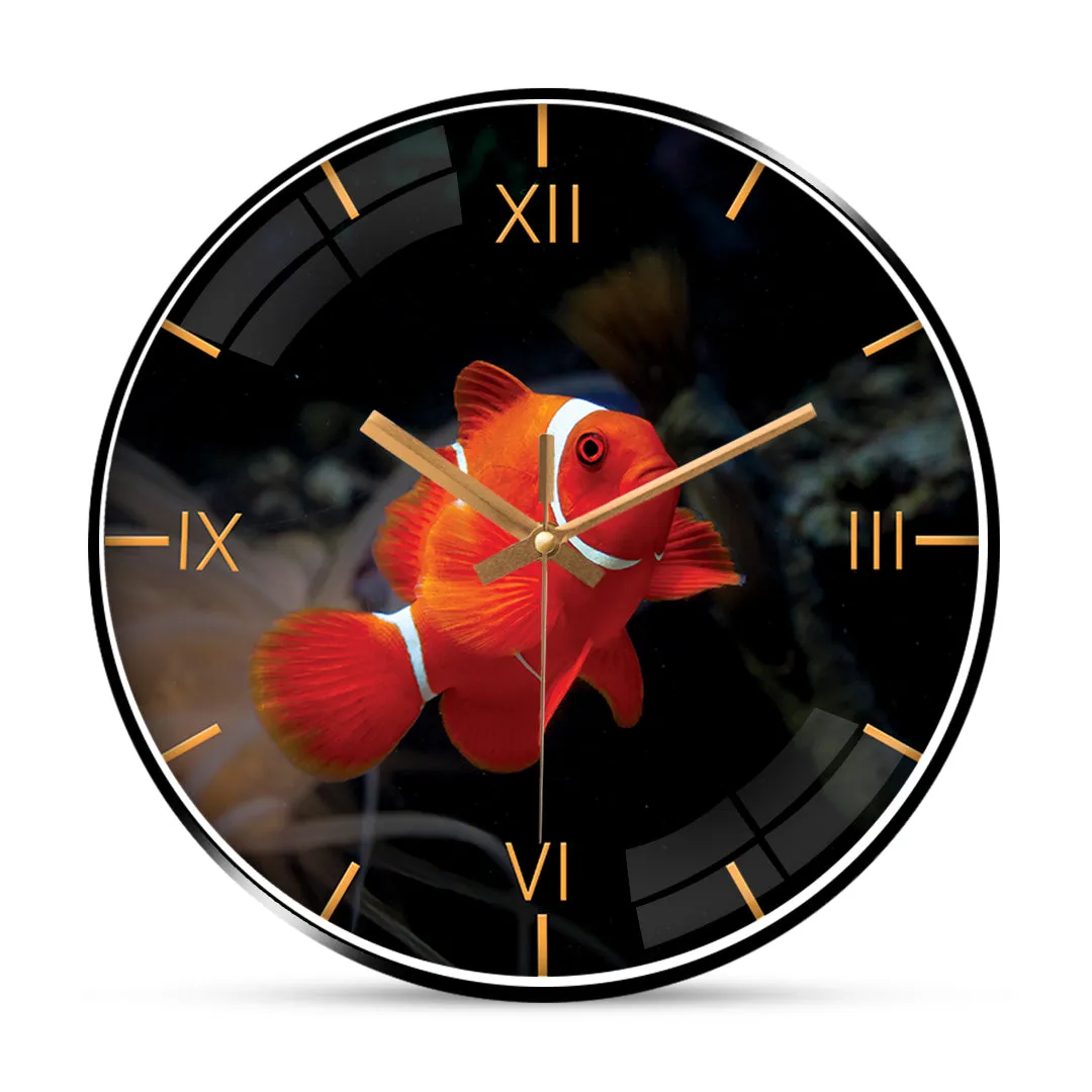 Beautiful color fish wall clock