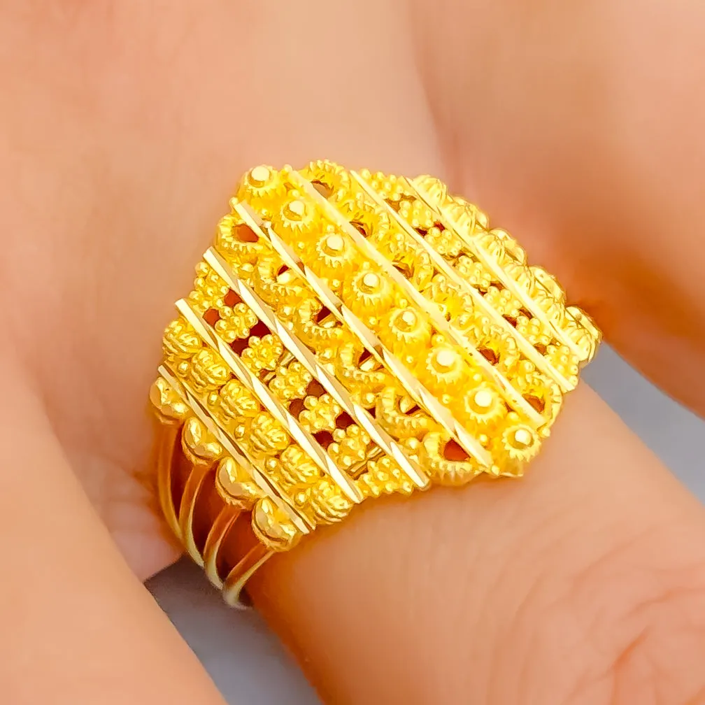 Beautiful Geometric 22K Gold Ring