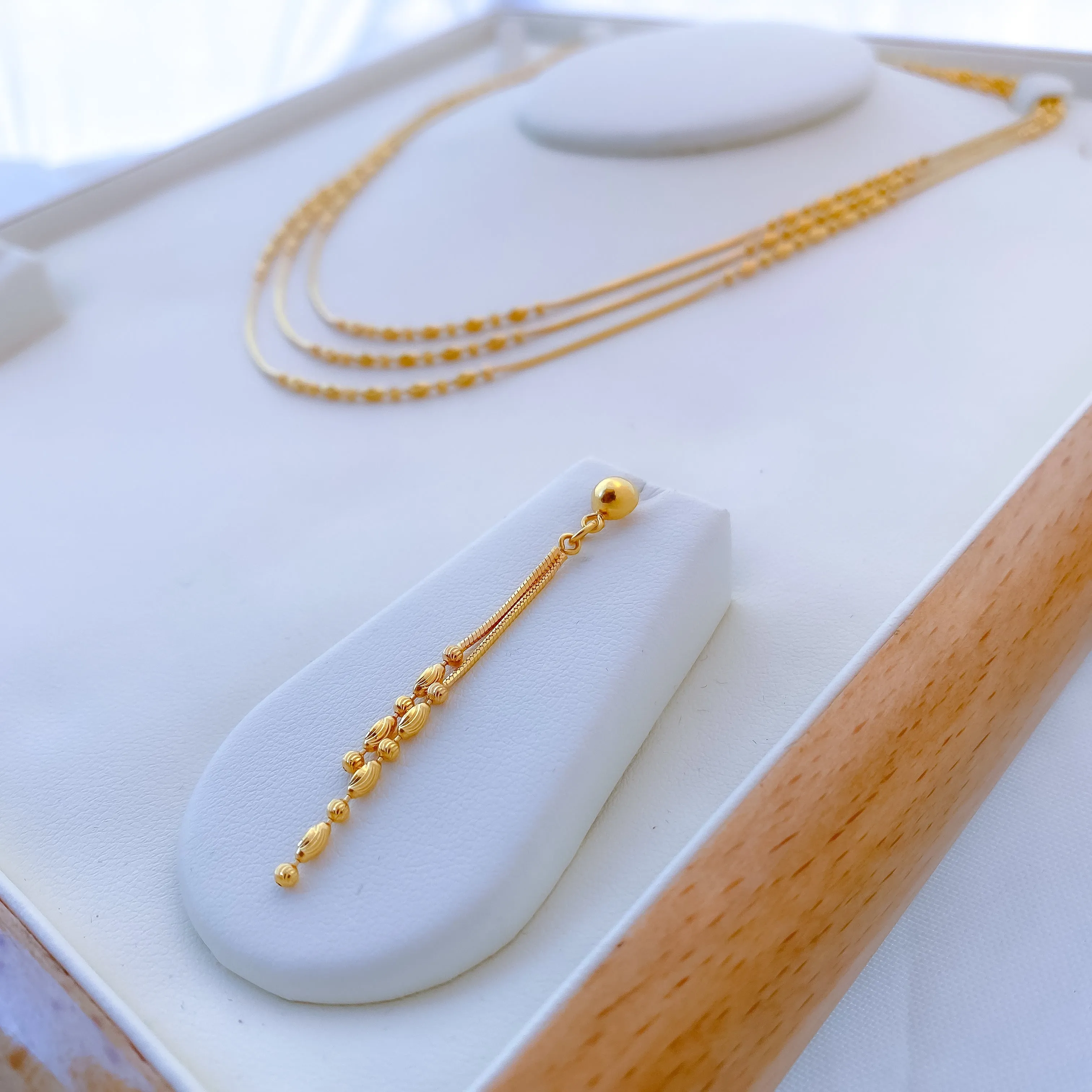 Beautiful Three Lara Necklace Set