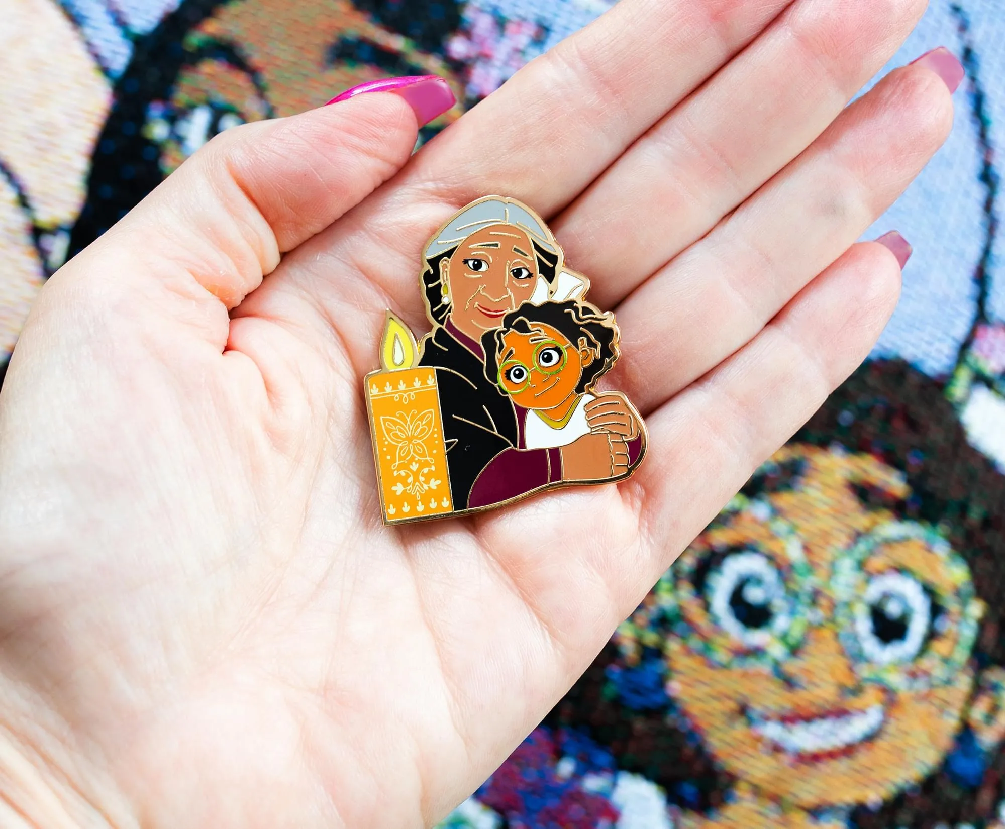 Disney Encanto Abuela & Mirabel Limited Edition Enamel Pin | SDCC 2022 Exclusive