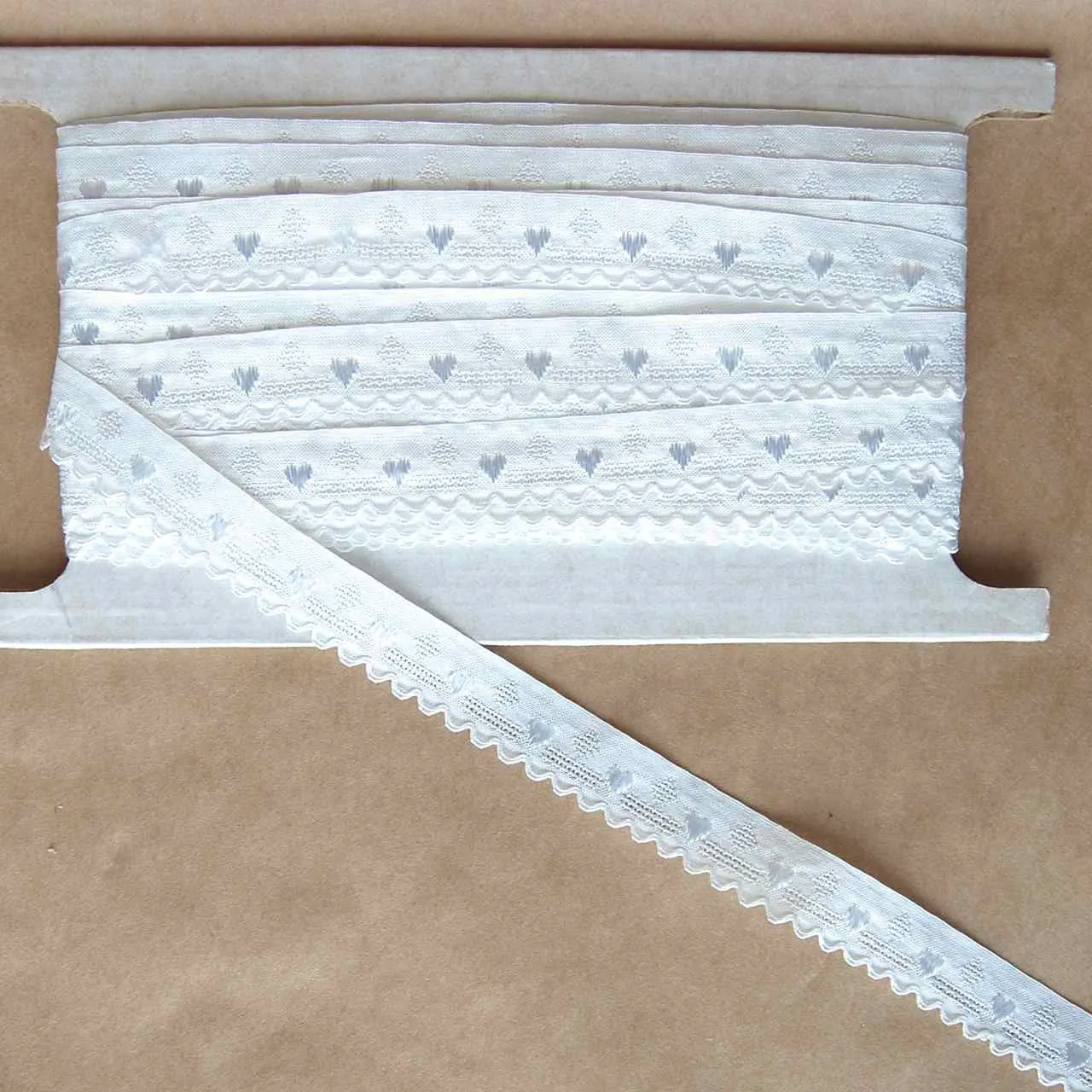 Embroidered Scalloped Edge Ribbon, Hearts