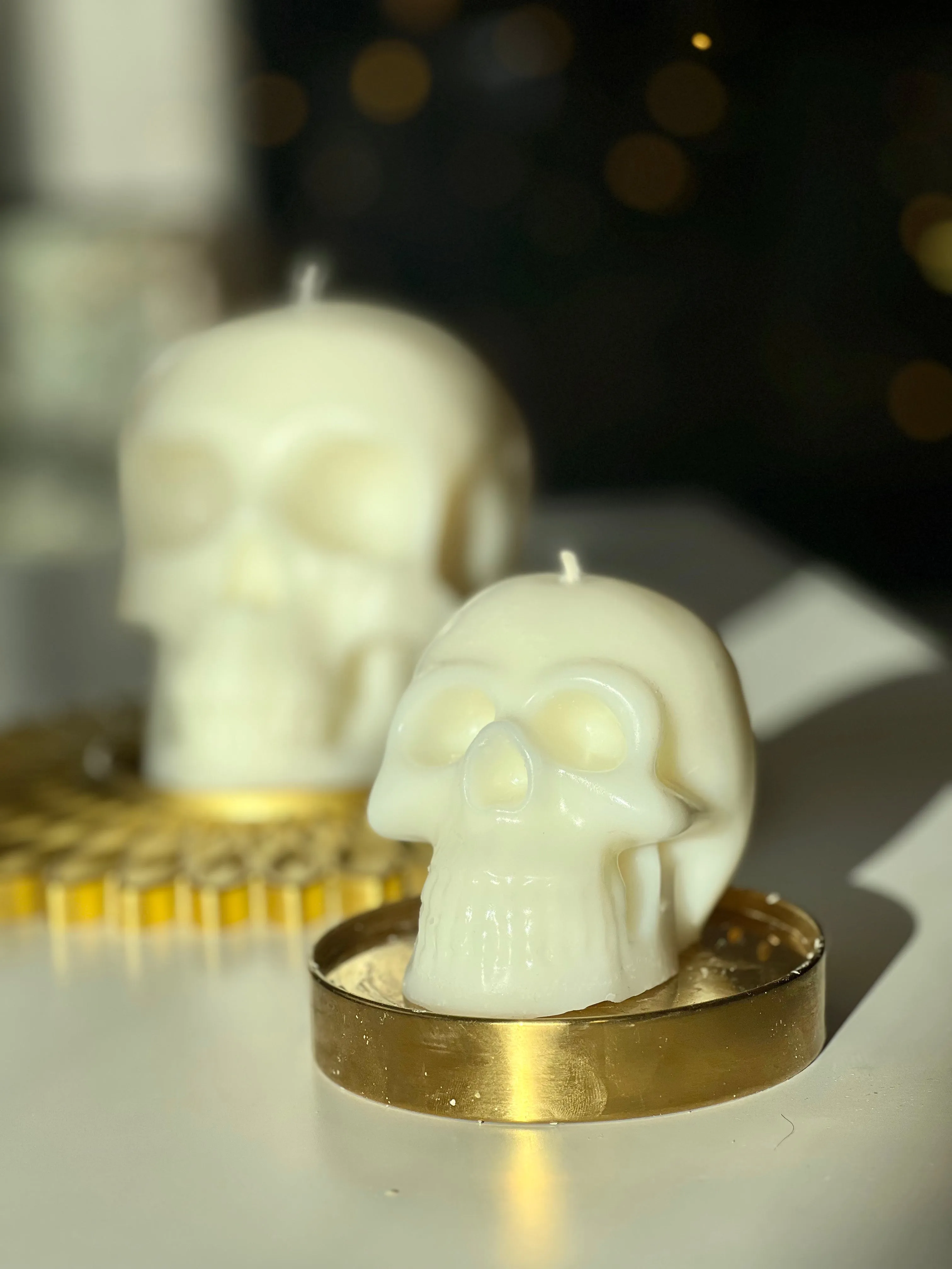 Extra Large Human Skull Soy Wax Candle, Home Decor Candle, Skull Design, Gothic Decor, Edgy Home, Unique Candle, Stylish Interior, Trendy Home Accent, Modern Decor Piece, ChicDesign, Decorative Lighting