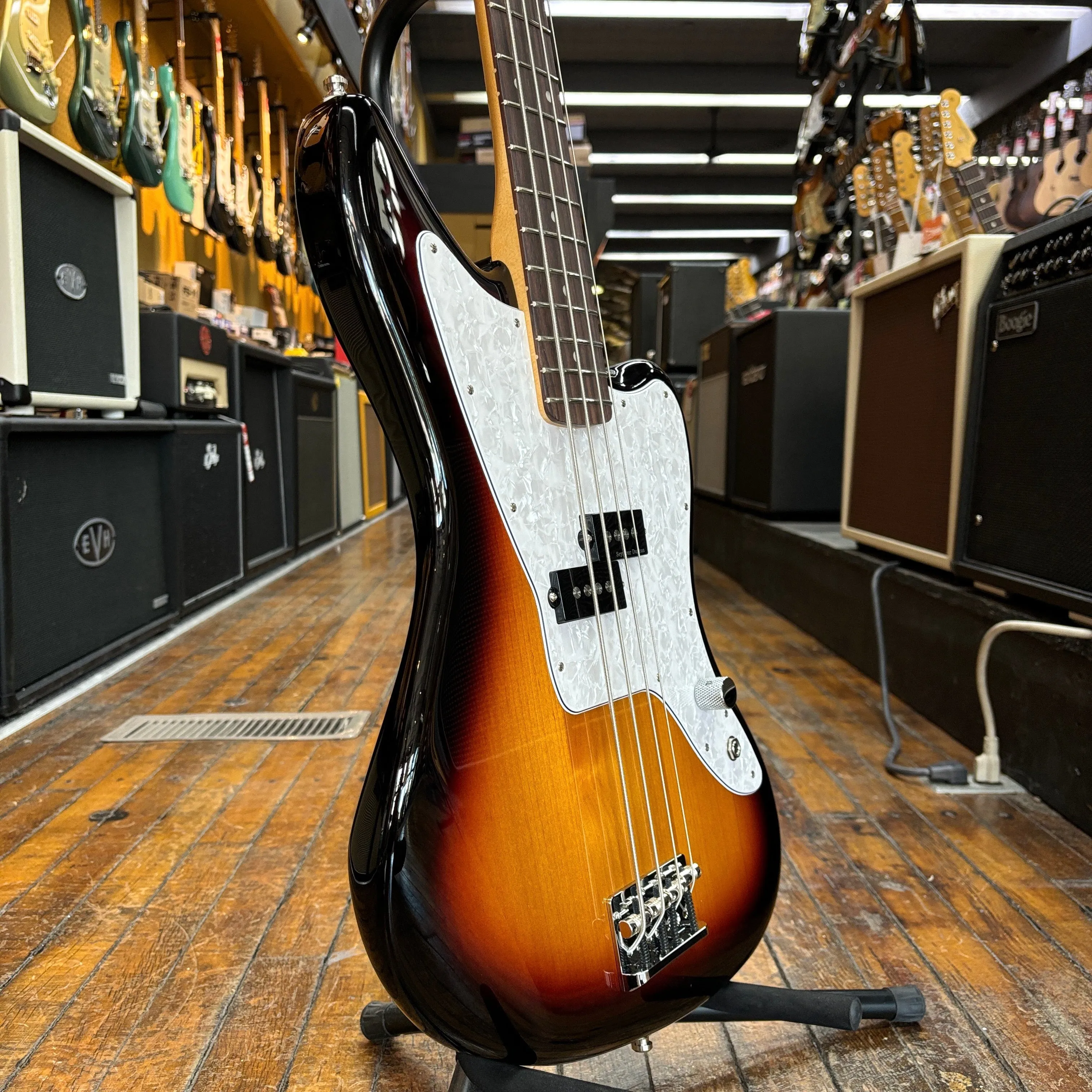 Fender Limited Edition Mark Hoppus Jaguar Bass Guitar 3-Color Sunburst w/Padded Gig Bag