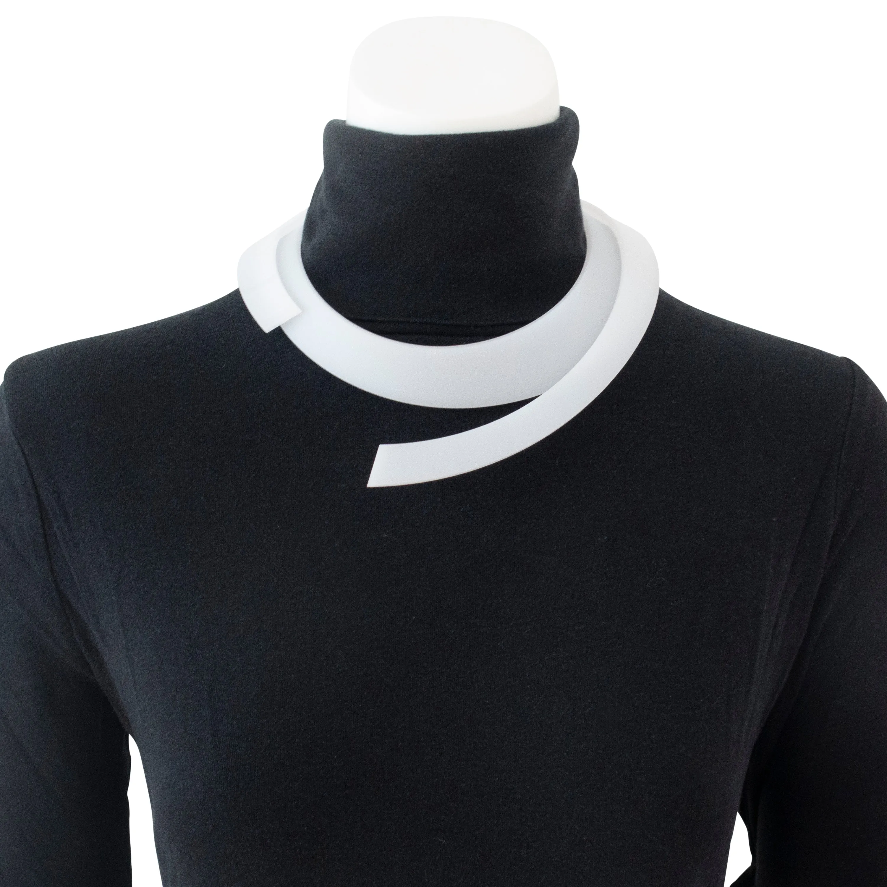 Folded Choker Necklace