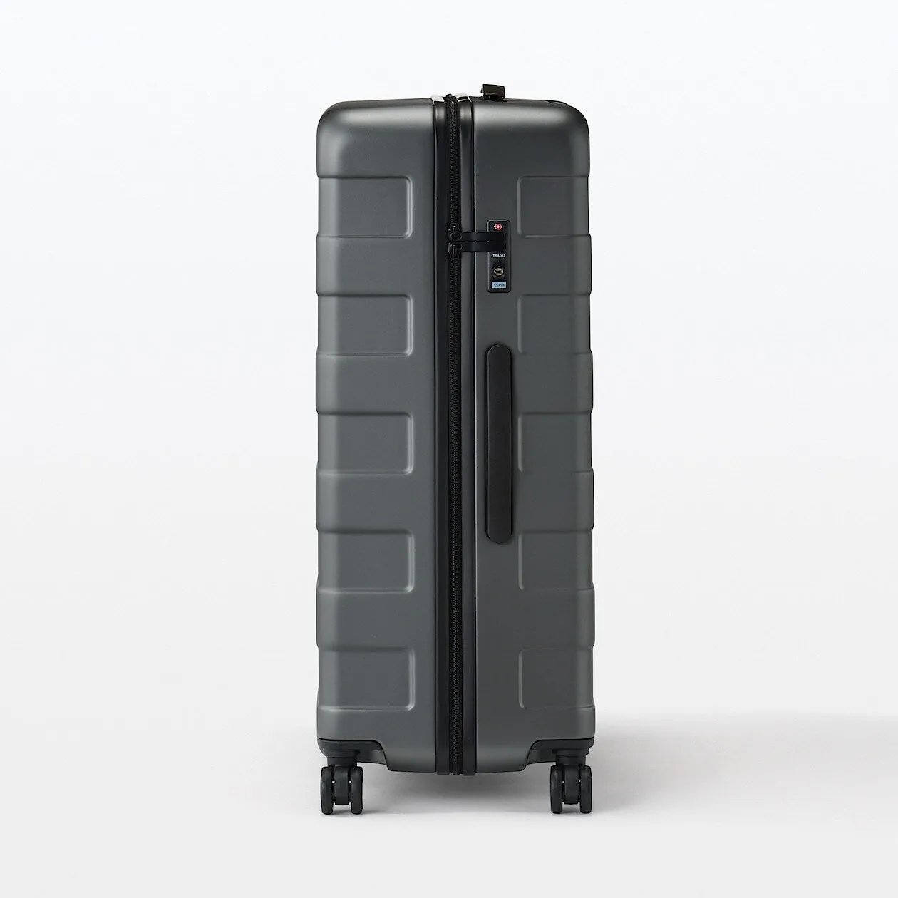 Hard Shell Suitcase - 105L (77cm)