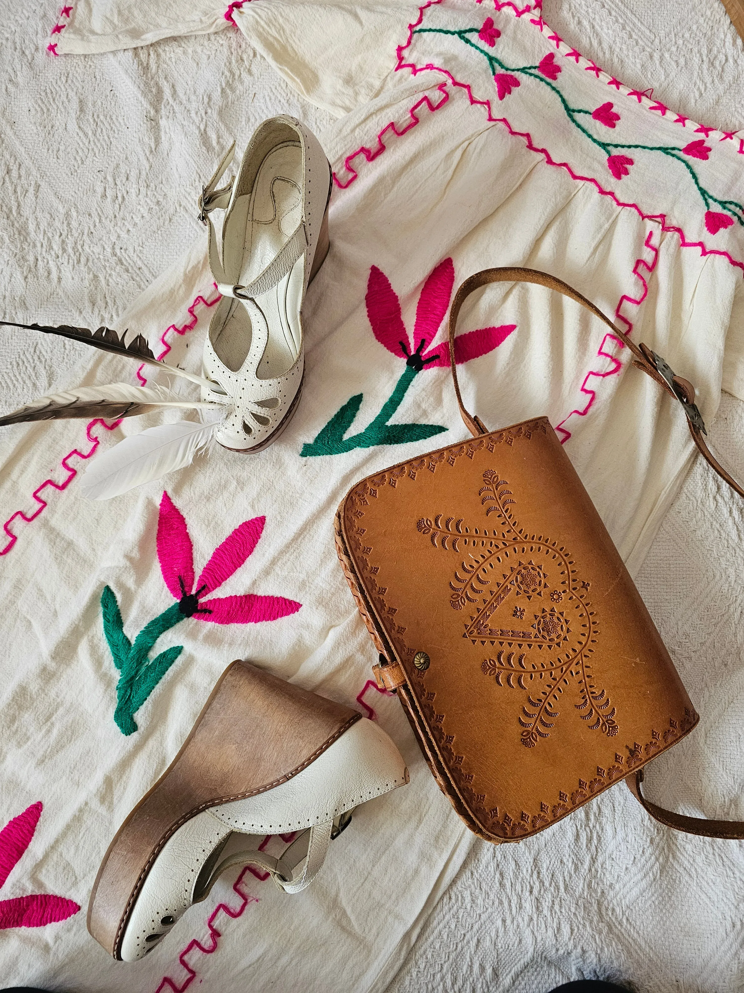 Mexican tooled leather bag