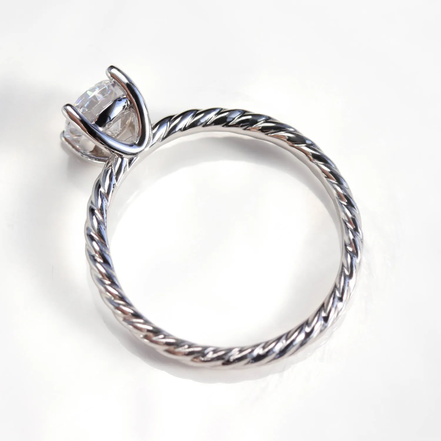 Rope Band Basket Solitaire Engagement Ring