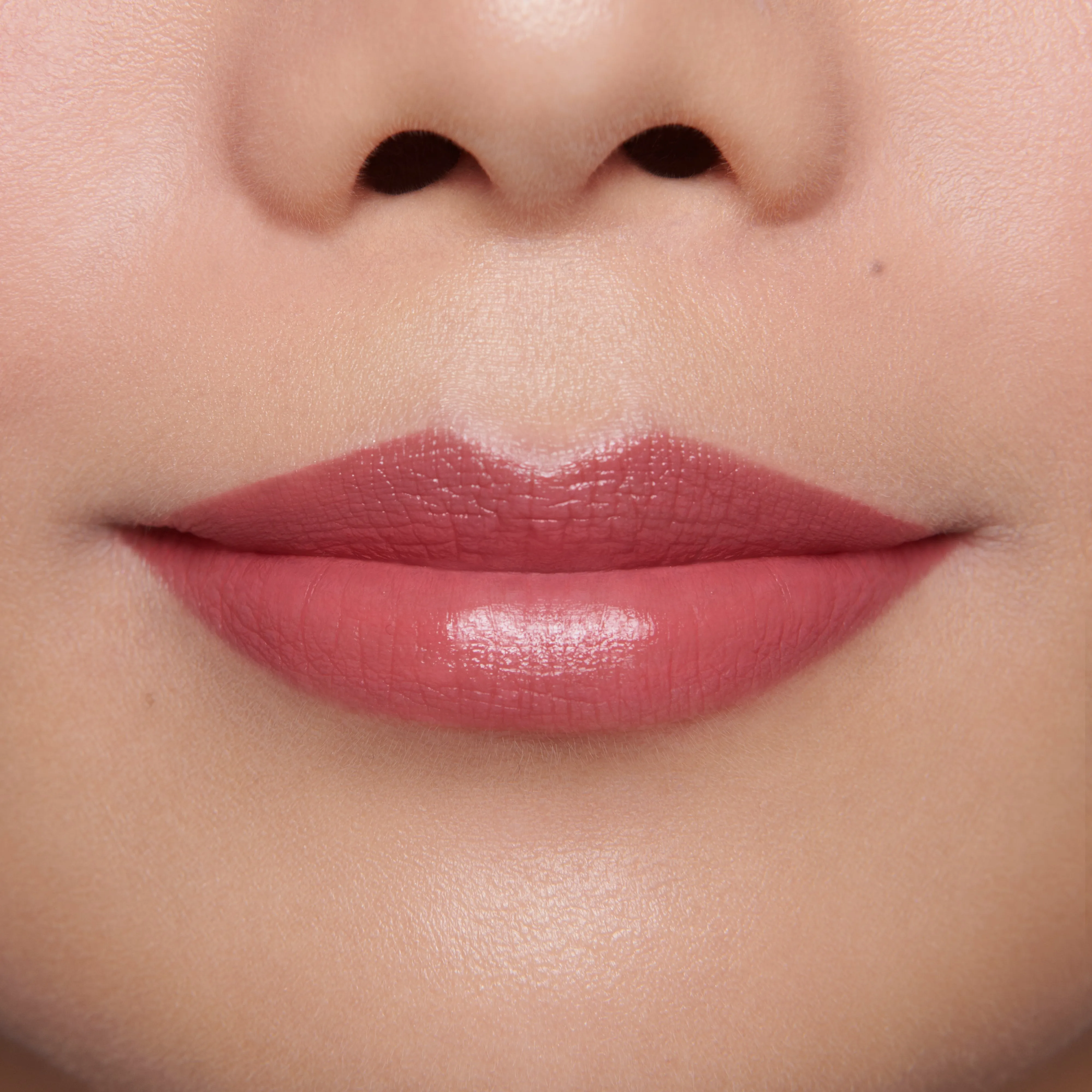 Rose Official (Luxuriously Lucent Lip Colour)