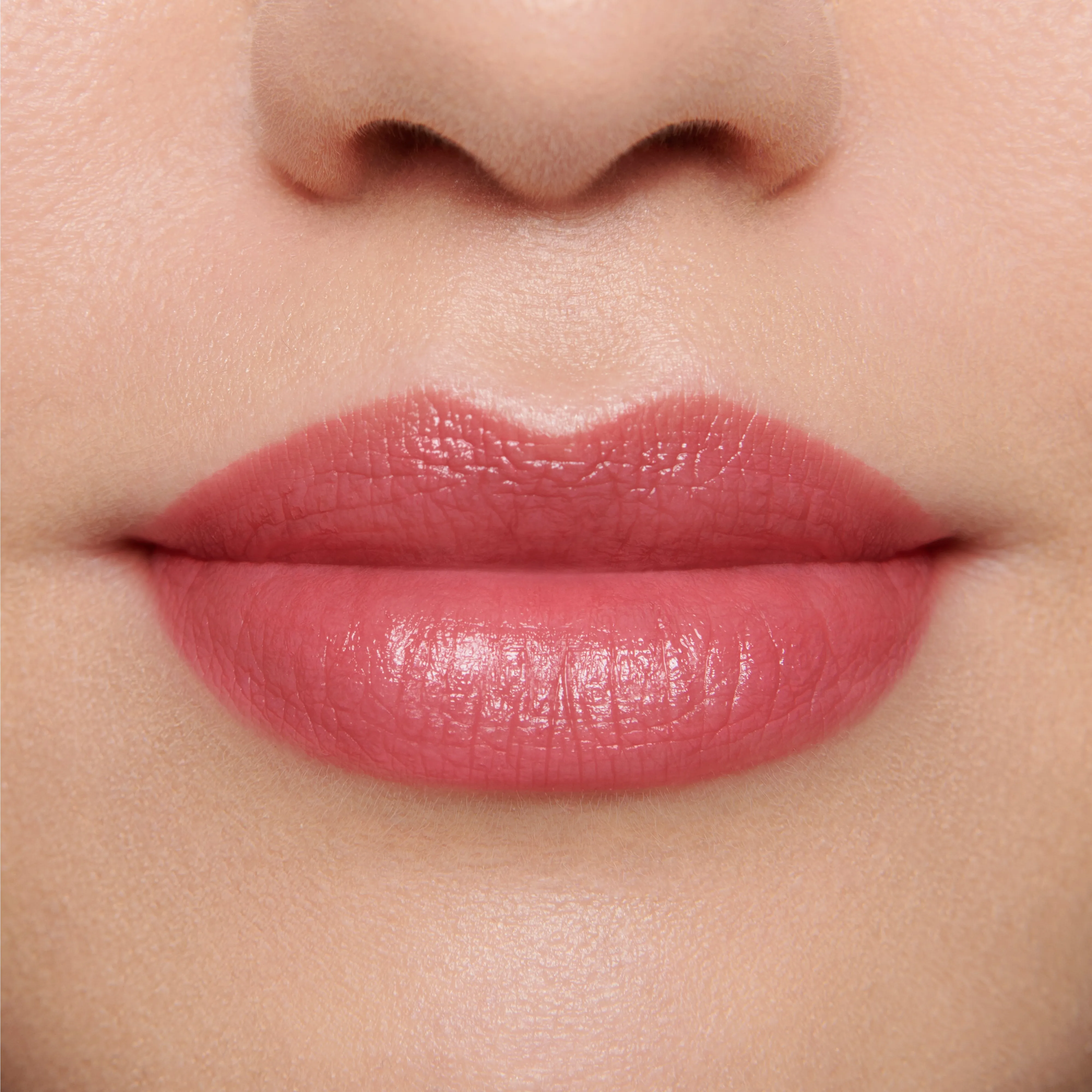 Rose Official (Luxuriously Lucent Lip Colour)