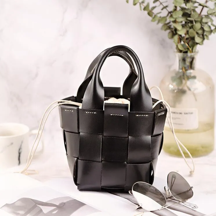 Vintage Womens Woven Leather Bucket Handbags Cross Shoulder Bag For Women